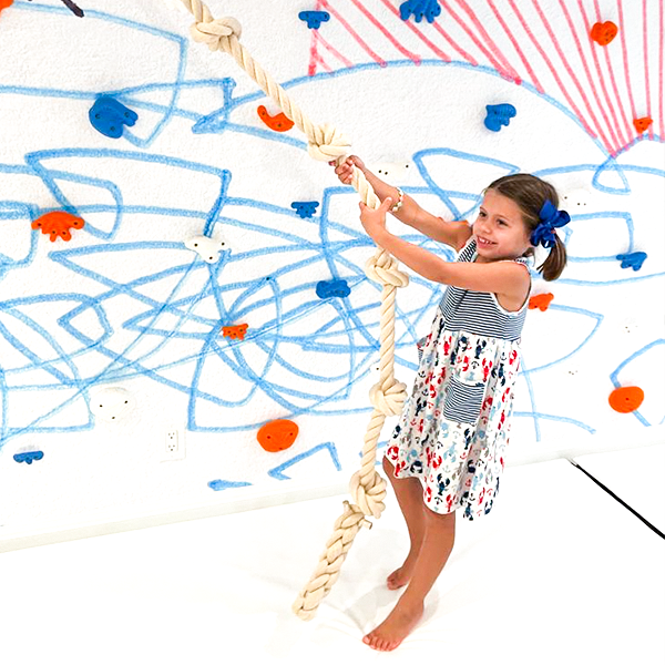 KIDS INDOOR CLIMBING ROPES WITH KNOTS